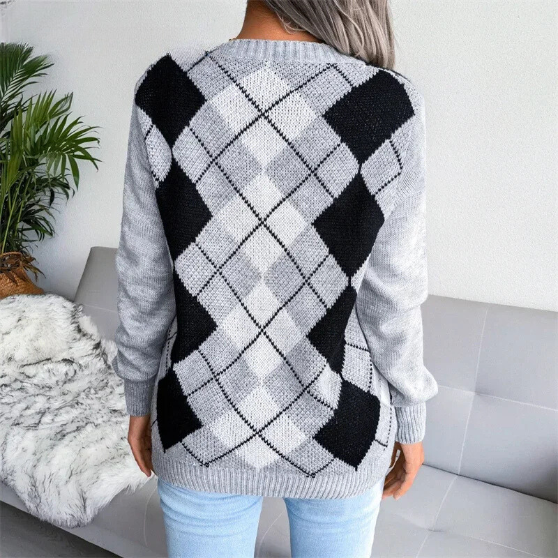 Drune | Winterpullover mit V-Ausschnitt und Karomuster
