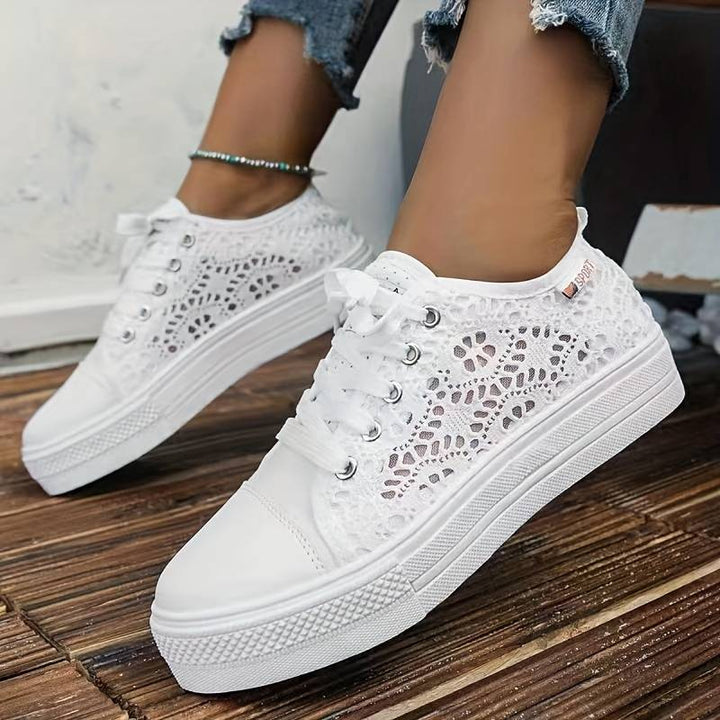 Drune | Schicke Und Luftige Spitzensneaker