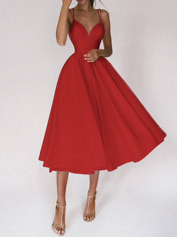 Drune Grace | Das elegante Trägerkleid mit V-Ausschnitt