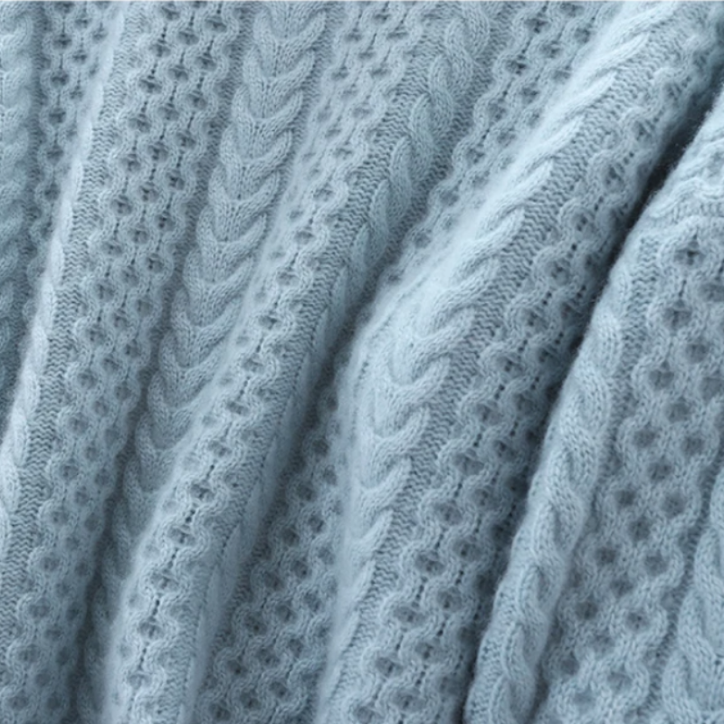 Drune | Luxuriöser Kaschmir-Rollkragenpullover mit Karomuster