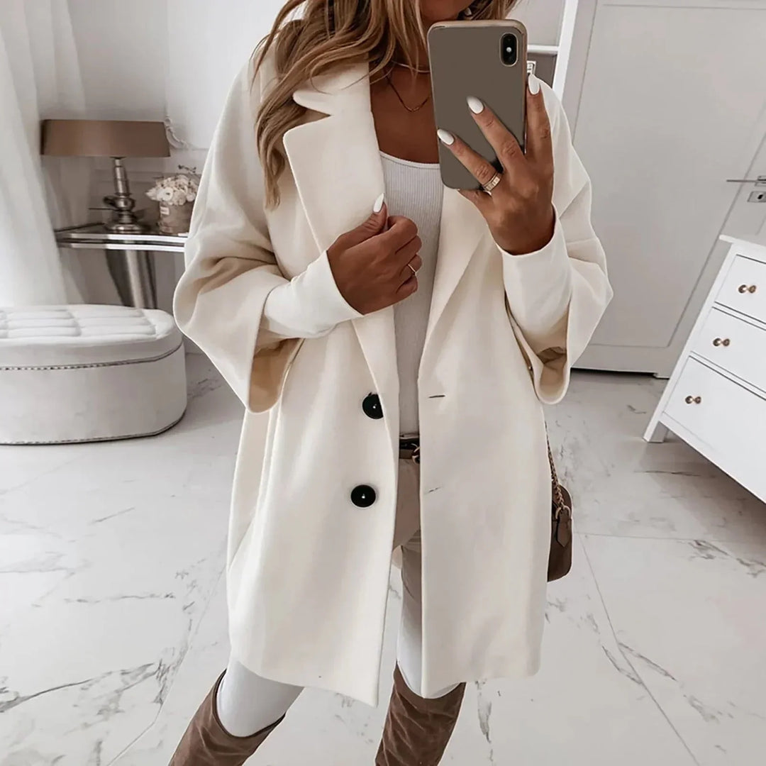 Drune | Schlichte Lange Jacke mit Knopfdetails Wollmischung Minimalistische Eleganz