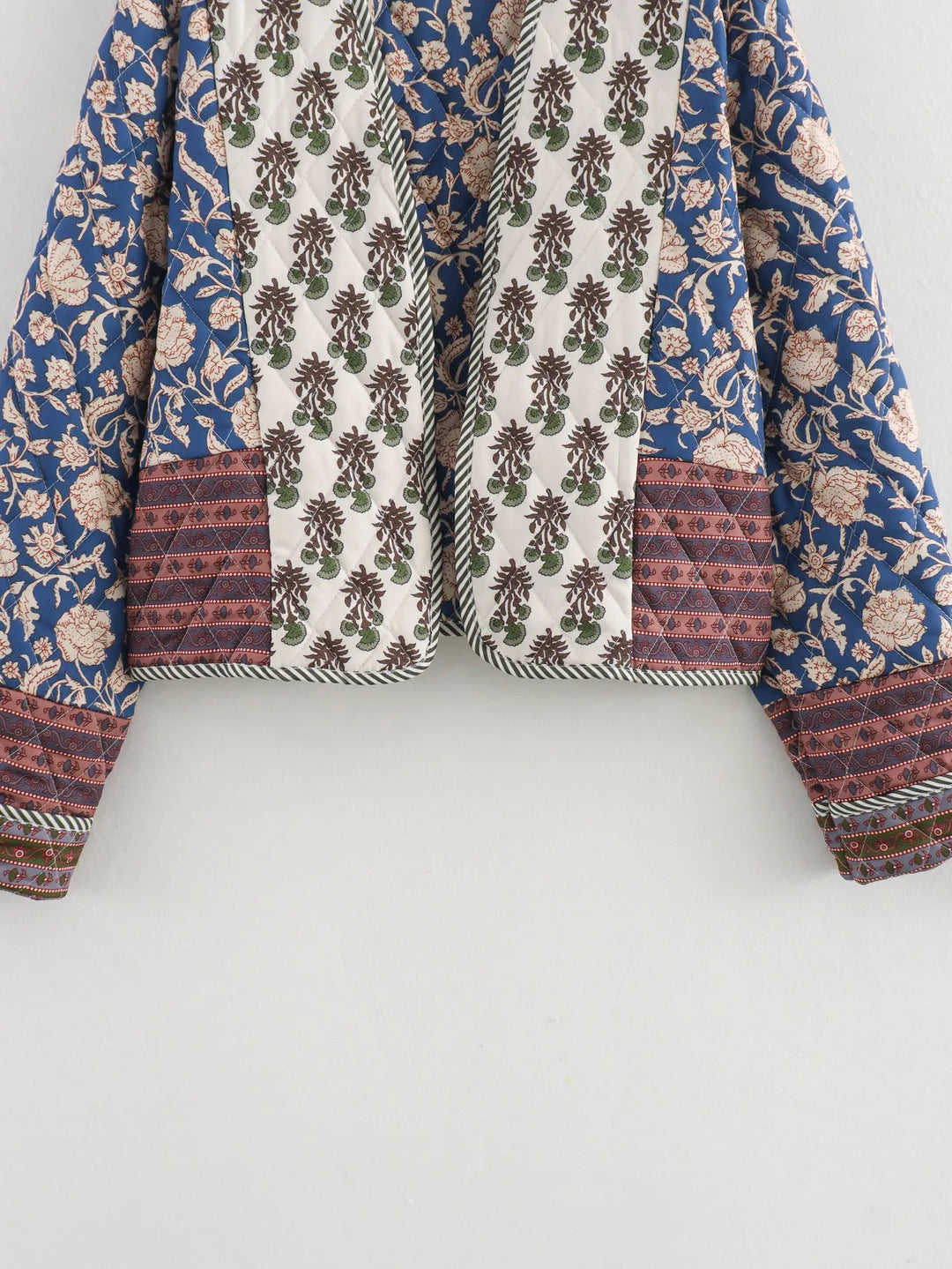 Drune | Steppjacke mit umkehrbarem Druck für Damen
