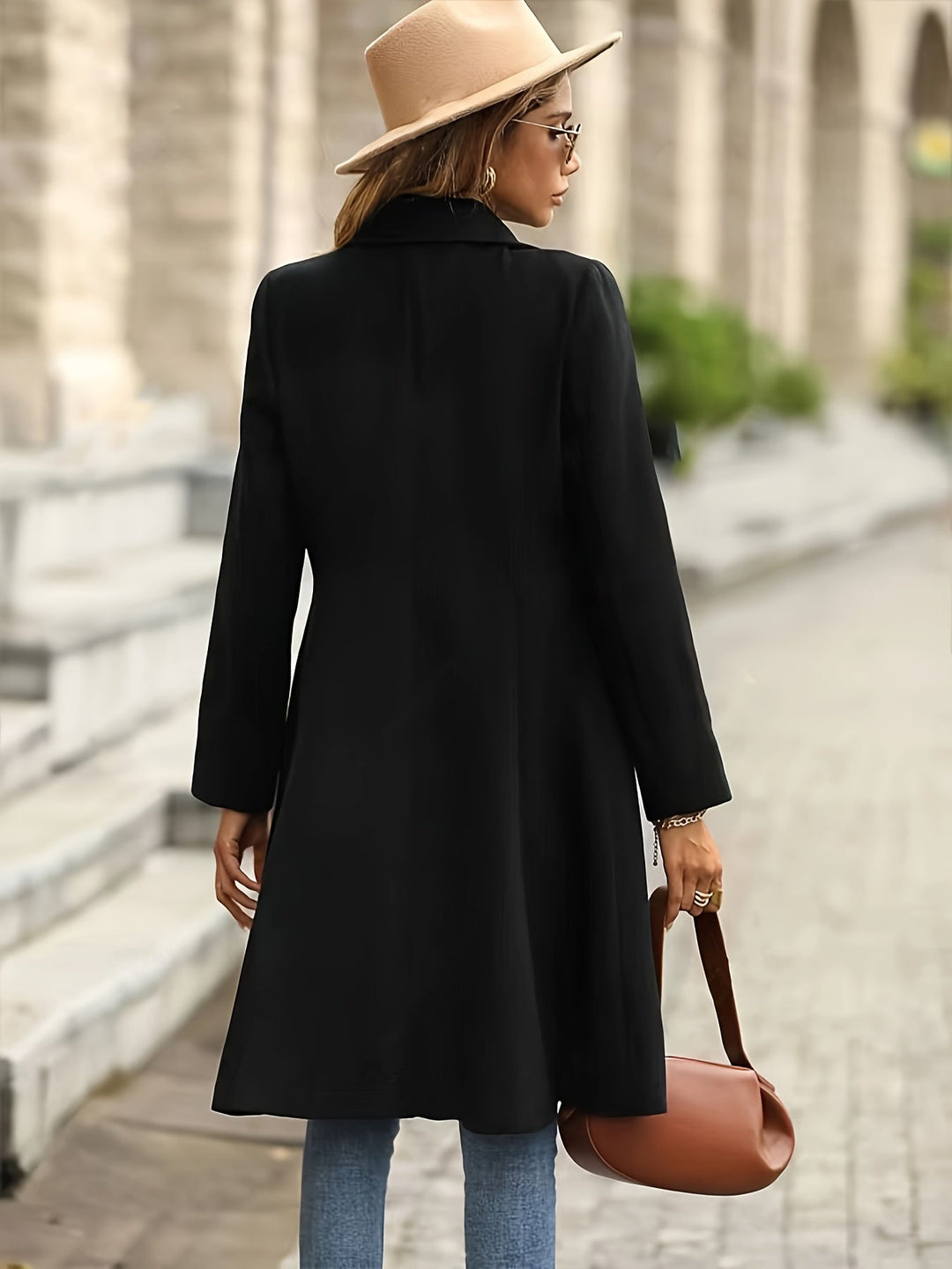 Drune | Eleganter schwarzer ausgestellter Mantel