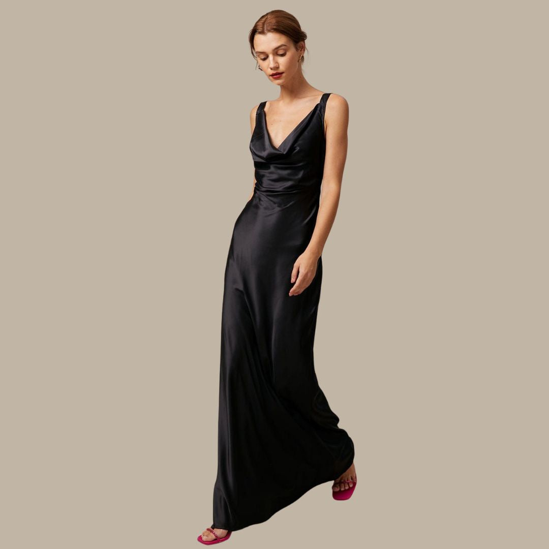Drune | Satin-Maxikleid mit Drapiertem Ausschnitt