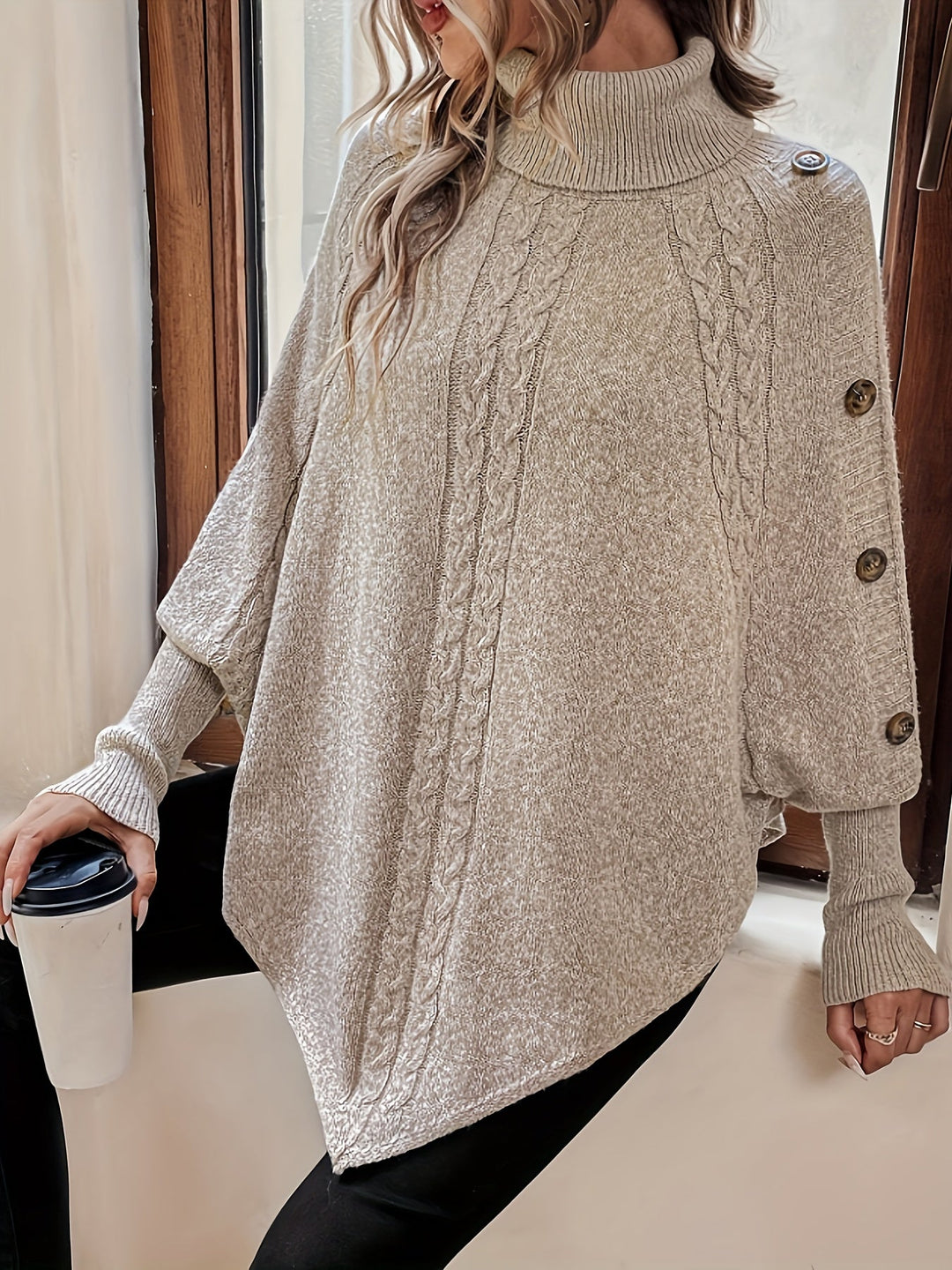 Drune | Poncho Sweater mit Knöpfen Acryl Elegant und Komfortabel