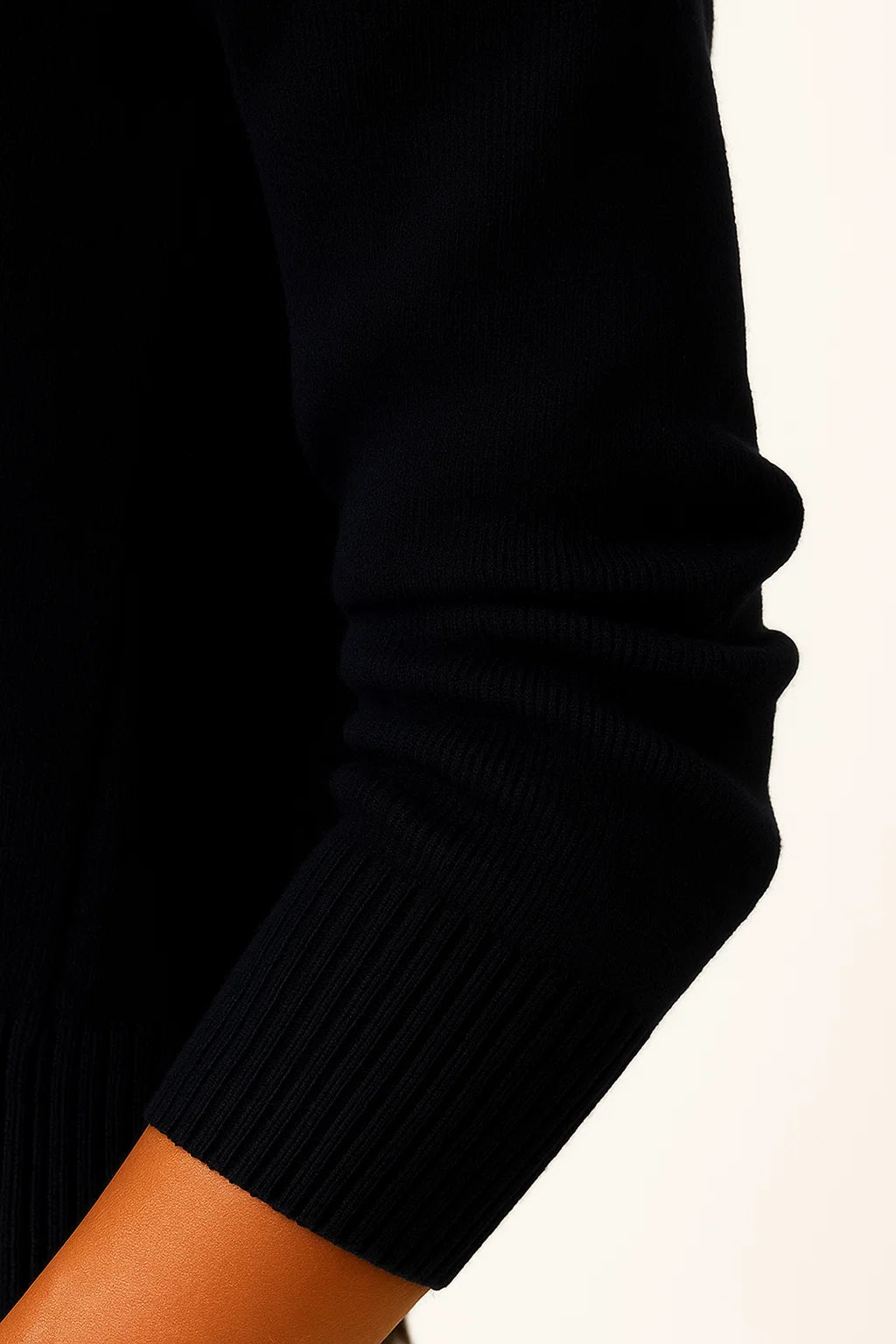 Drune | Modern, comfortable cardigan with long sleeves