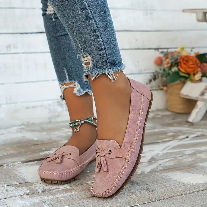 Drune | Klassische Wildleder-Loafer mit Quastendetail für Damen