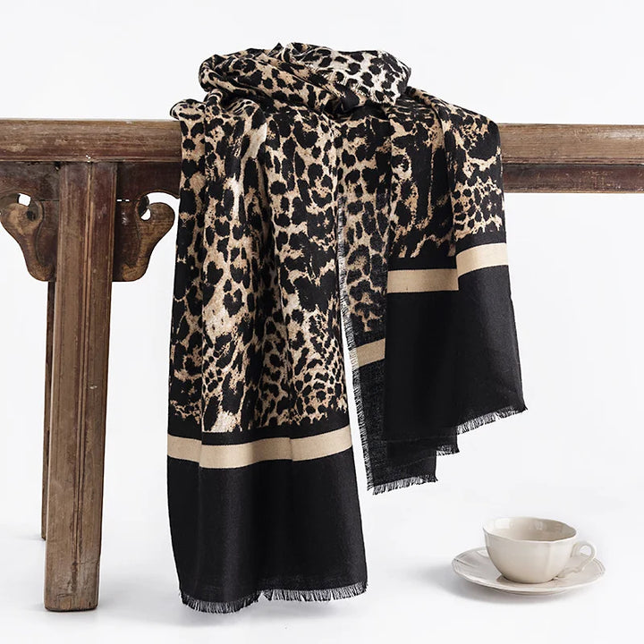 Drune | Eleganter Schal mit Leopardenmuster