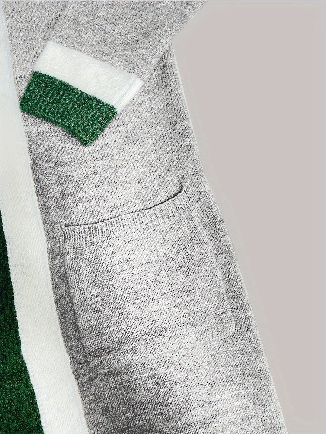Drune | Lange Strickcardigan Vintage Inspiration mit Herbstlichen Akzenten