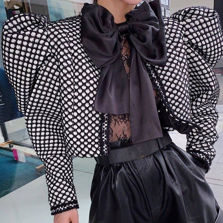 Drune | Puff-Ärmel Bluse - Polka-Dot-Design - Schleifenakzent - Auffällige Abendmode