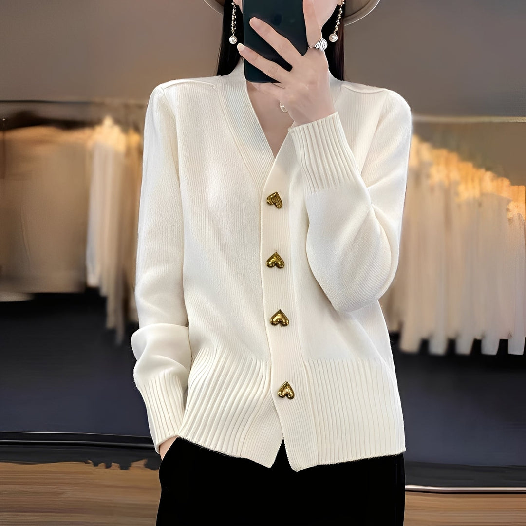 Drune | Strickjacke mit Herzknöpfen für Frauen