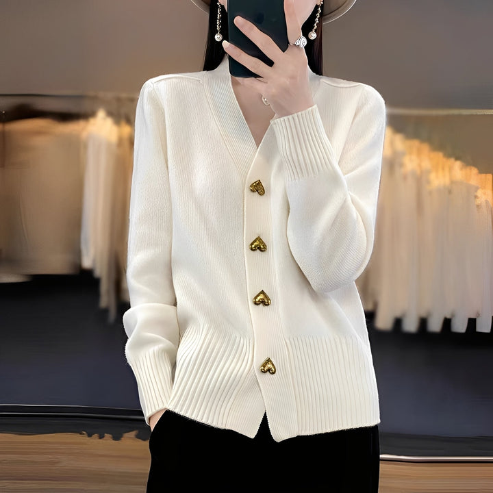Drune | Strickjacke mit Herzknöpfen für Frauen
