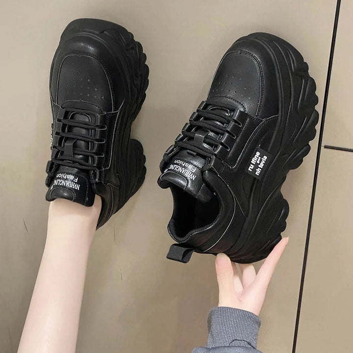 Bequeme Und Klobige Plateau-Sneakers