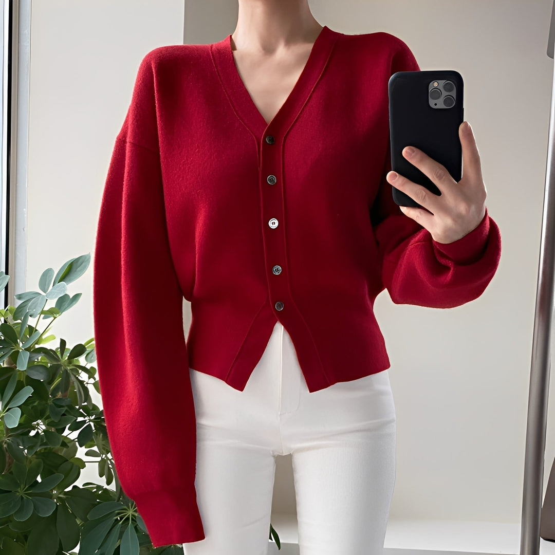 Drune | Klassische, locker gestrickte Strickjacke für Frauen