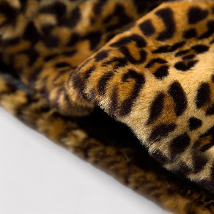 Drune | Frauen Klassischer Leopardenmuster Mantel | Plüsch Kunstpelz Übermantel | Mittellang mit Revers