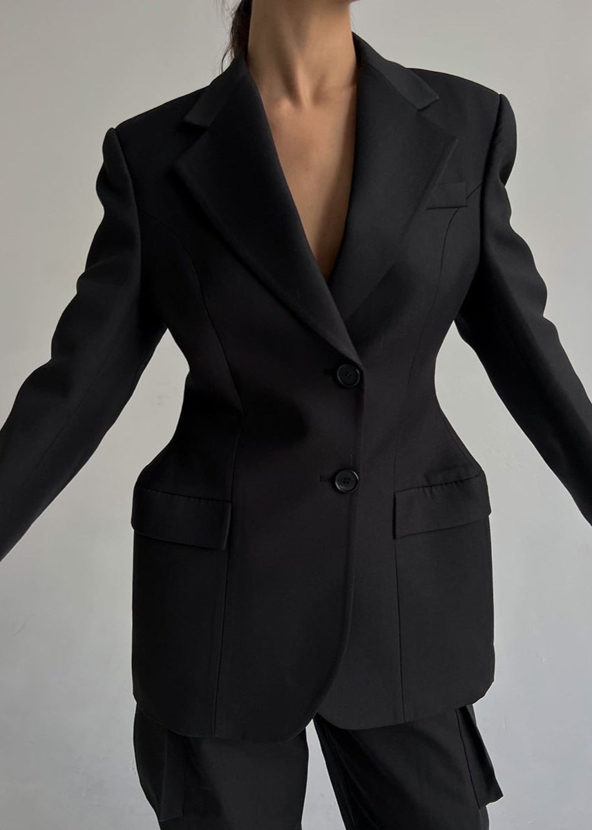 Drune | Schwarze V-Ausschnitt Anzugjacke - Elegante Raffinesse