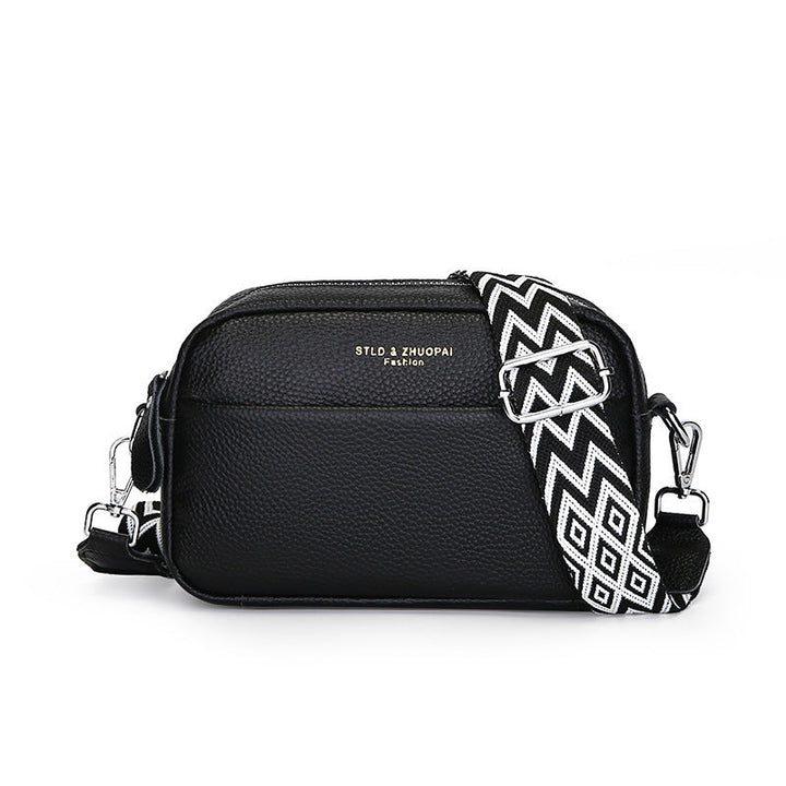 Drune | Schlichte Schultertasche Aus Veganem Leder Im Kleinen Quadratischen Format