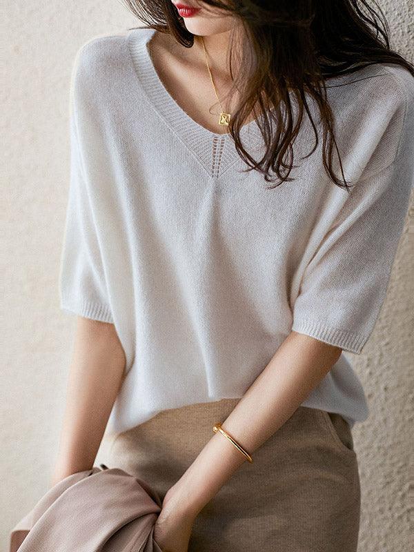 Drune | Luxurious soft cashmere V-neck sweater for women