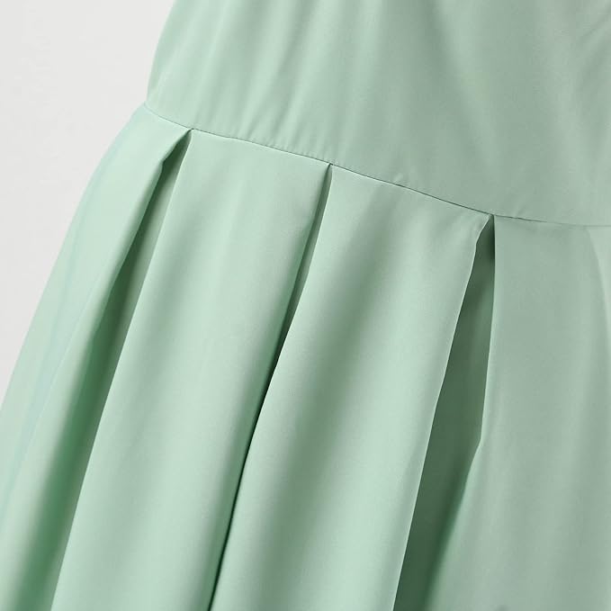 Drune | Ein Leichtes Kleid mit Zarten Spaghettiträgern