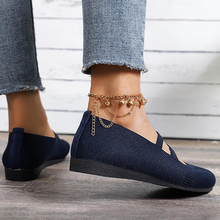 Drune | Flache Slipper Mit Riemen Über Dem Spann Und Flacher Sohle Für Damen
