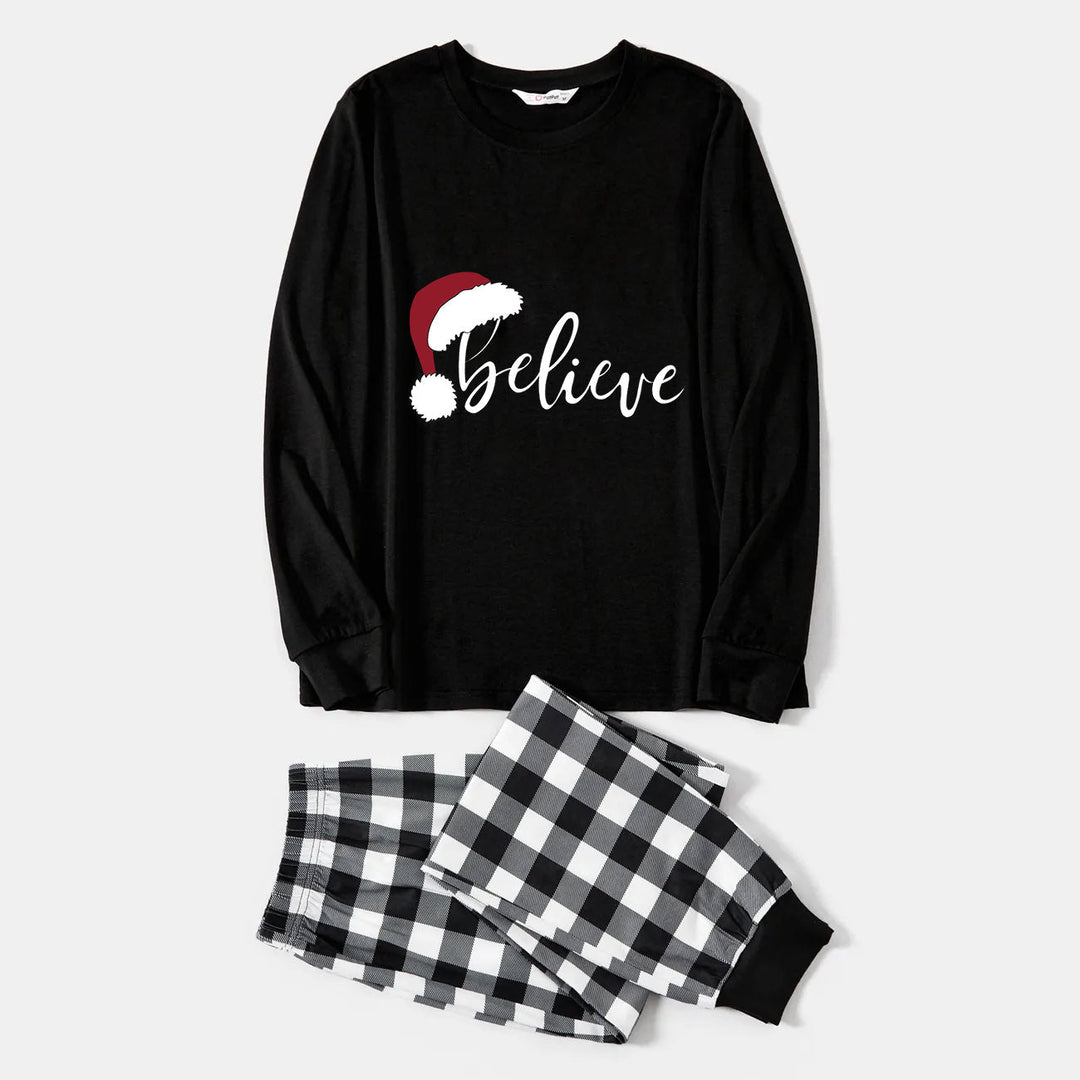Drune | Weihnachtsmütze und 'Believe' Buchstabenprint gemustertes Schwarz-Weiß kariertes Schlafanzug-Set