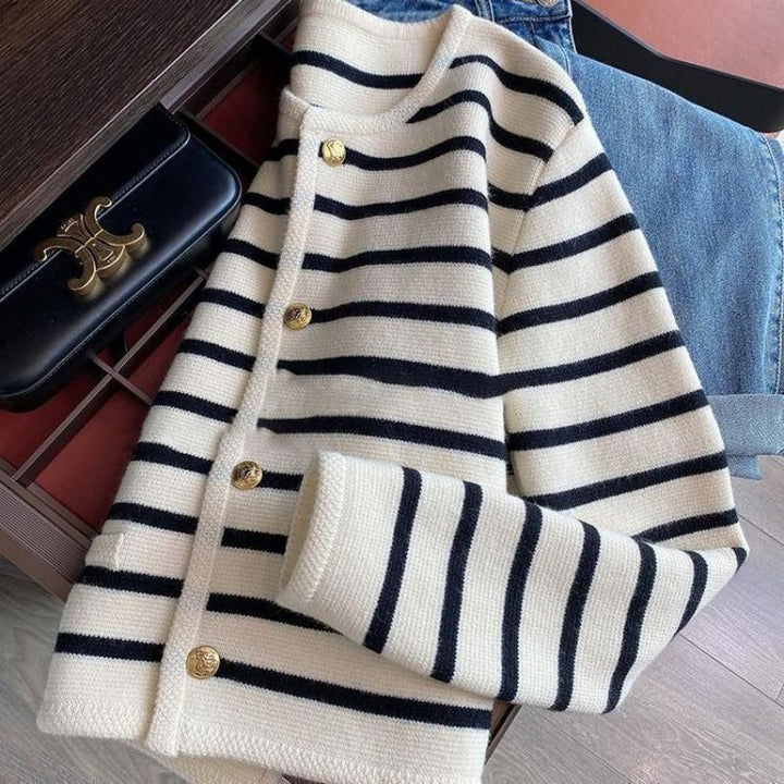 Drune | Cozy striped knit sweater for autumnal layered looks