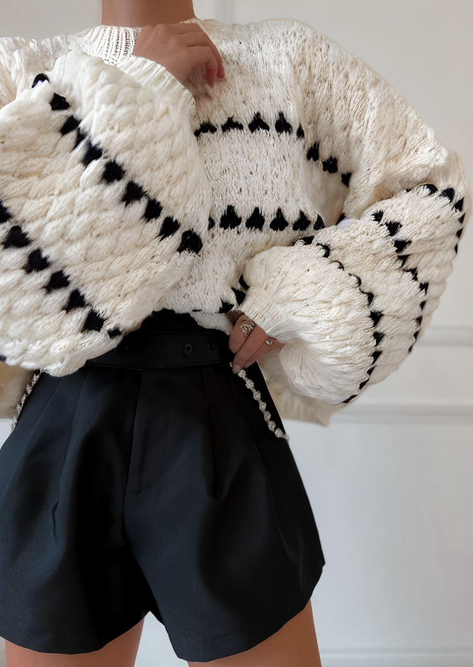 Drune | Kräftiger Strickpullover Kontrastierendes Design Warm und Zeitgemäß