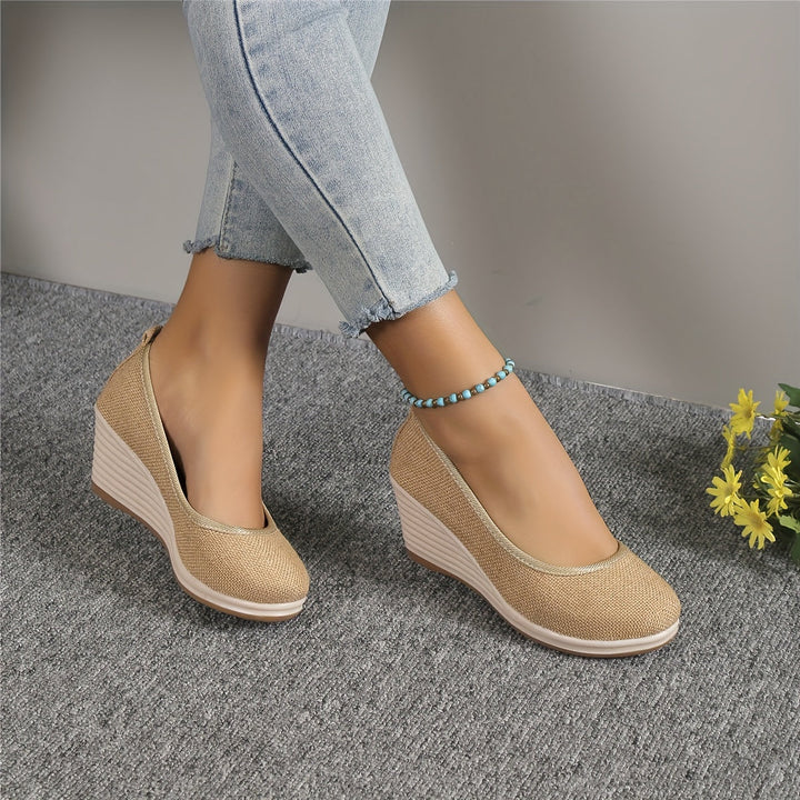 Drune | Atmungsaktive Slipper Mit Keilabsatz Schuhen
