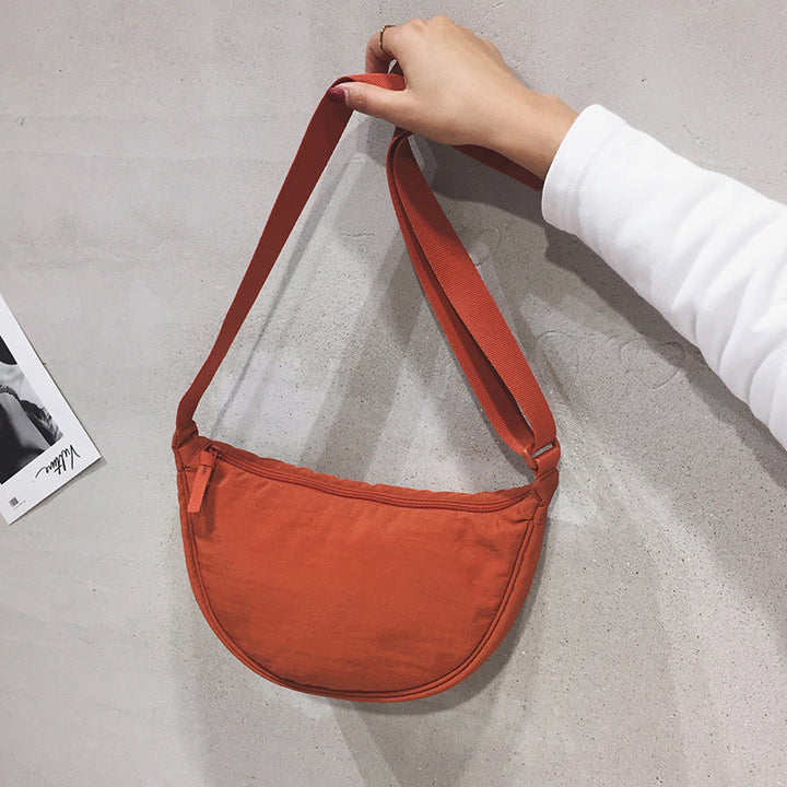 Drune | Halbmondförmige Tasche