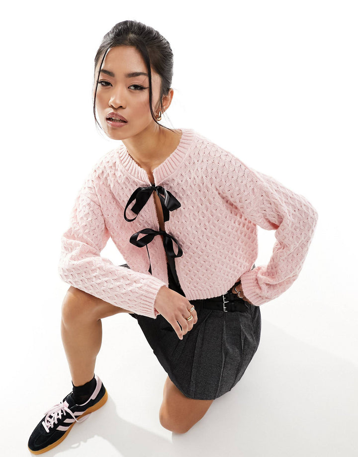 Drune | Kontrast Kurzer Binde-Cardigan