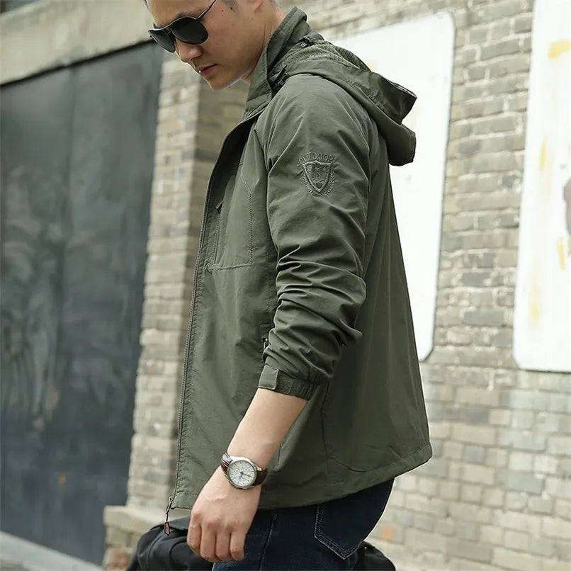 Drune | Wasserdichte Outdoor Herrenjacke mit abnehmbarem Kapuzenverband