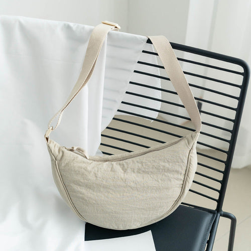 Drune | Stilvolle Half Moon Crossbody Tasche