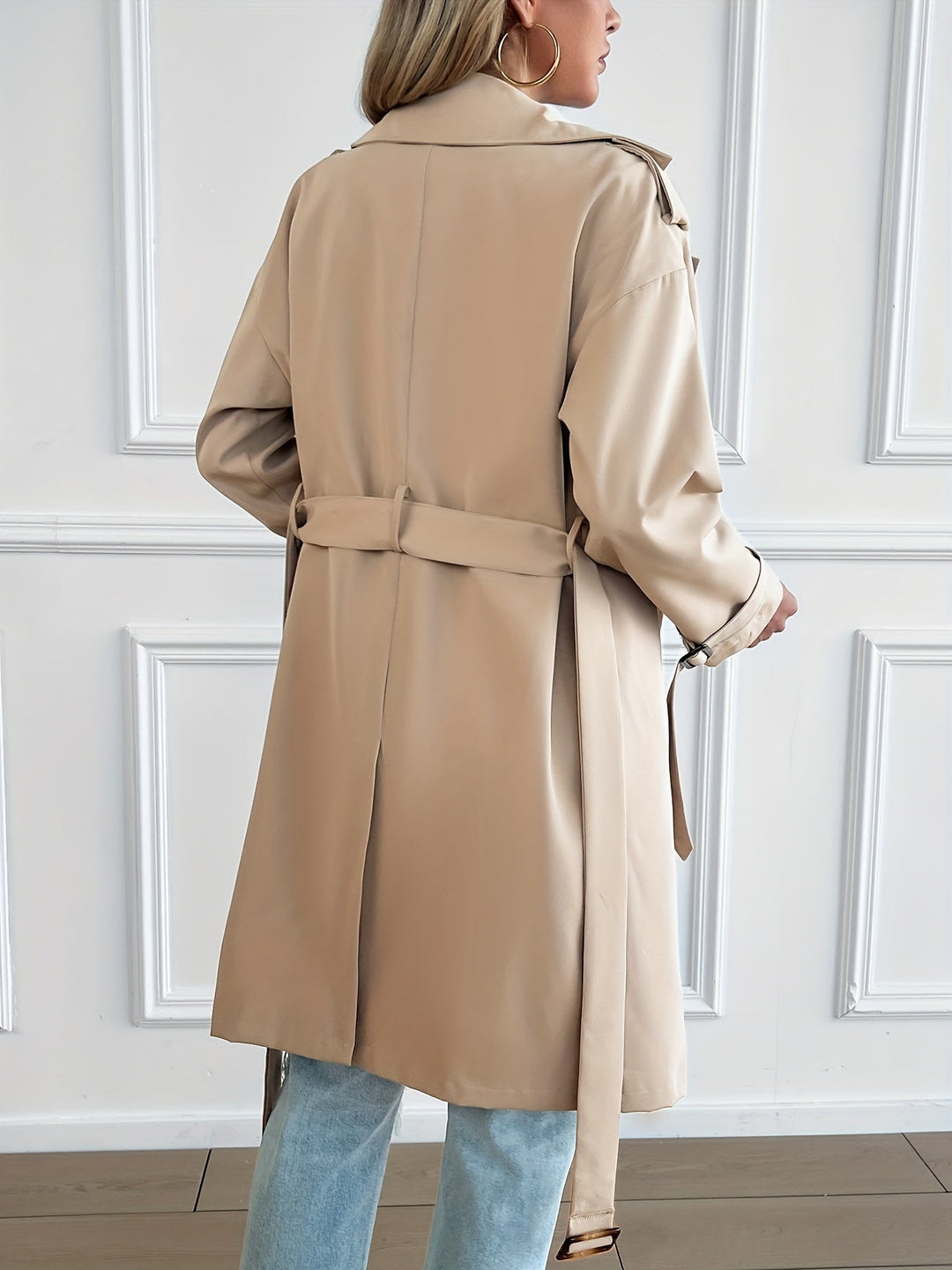 Drune | Trenchcoat in Beige - Klassischer Mantel mit Gürtel & Knopfleiste für Herbst & Frühling
