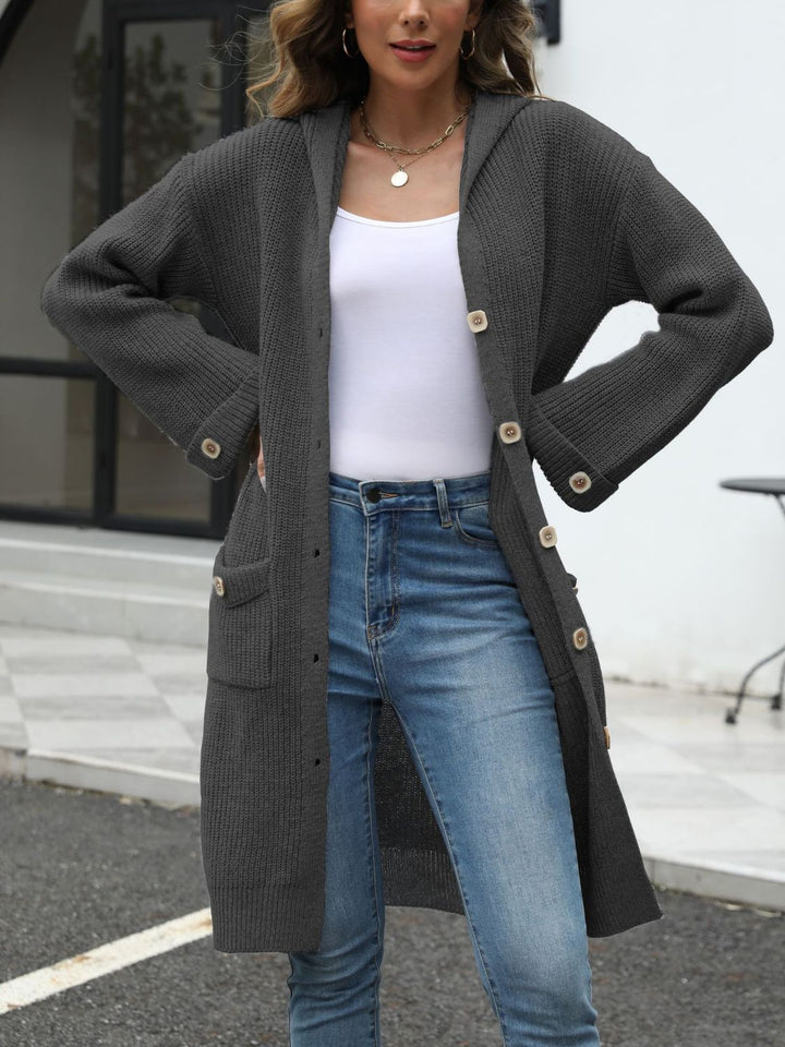 Drune | Lange Strickjacke Knopfverschluss Zeitlos und Bequem