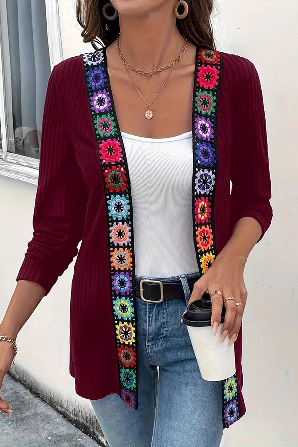 Drune | Strickcardigan mit Blumenrand und langen Ärmeln