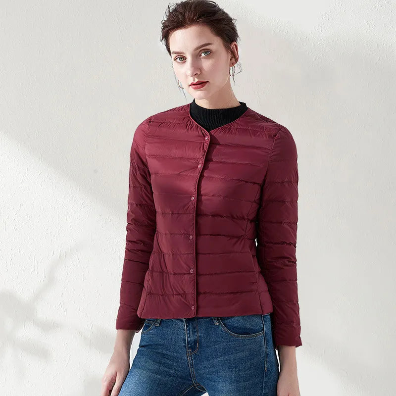 Drune | Leichte, Kragenlose, Schlankmachende Daunenjacke für Frauen