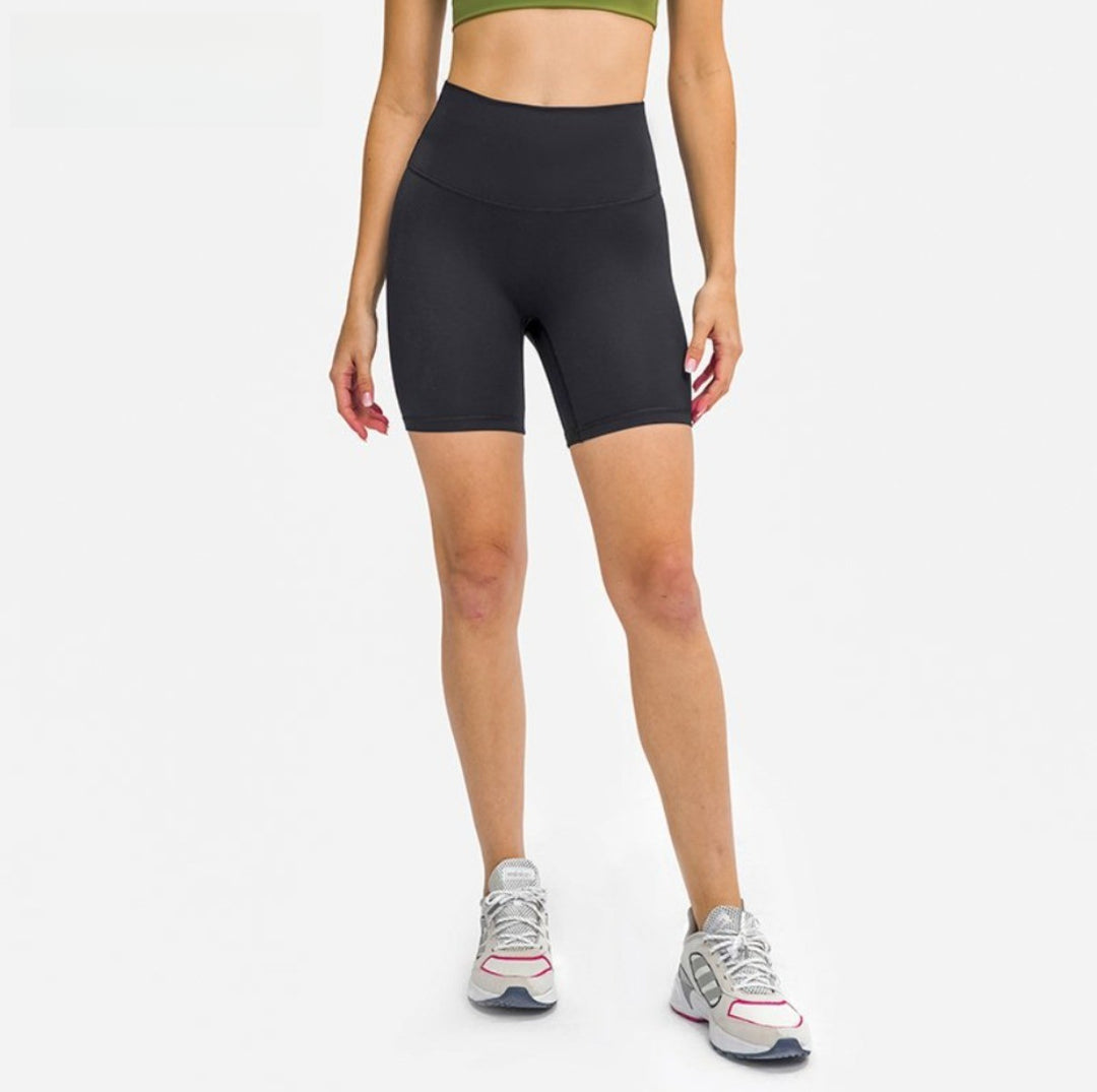 Drune | Eis Seide Yoga-Shorts für Frauen