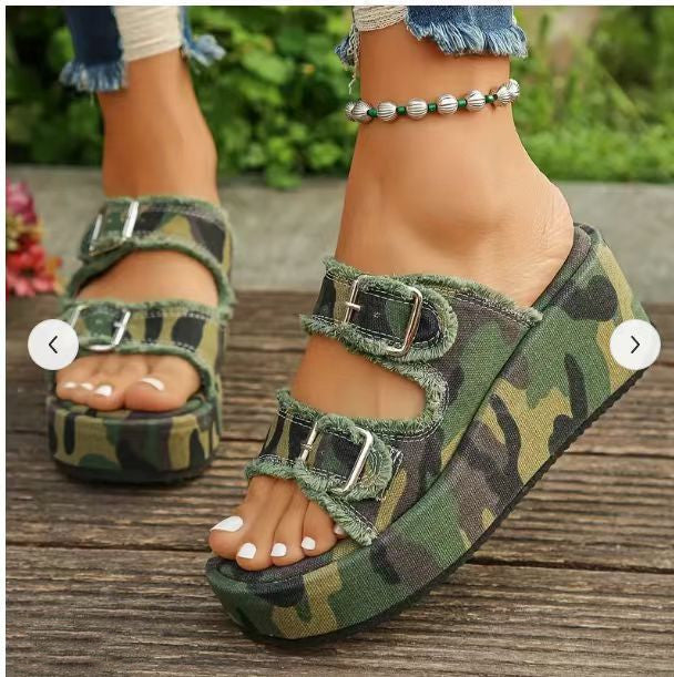 Drune Denim-Sandalen mit Schnalle