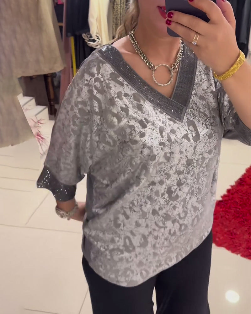 Drune | Lässige Bedruckte Bluse mit V-Ausschnitt