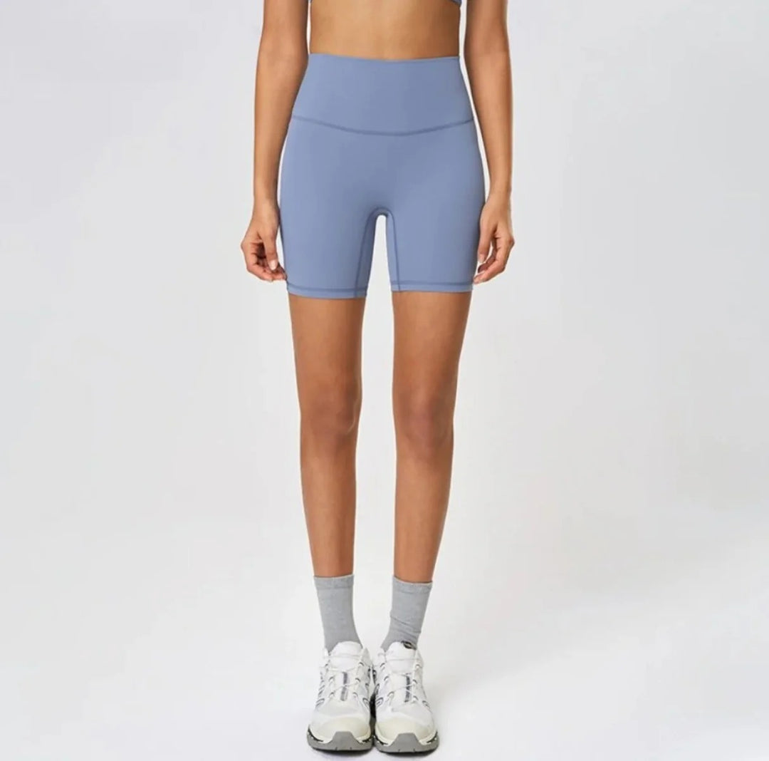Drune | Eis Seide Yoga-Shorts für Frauen
