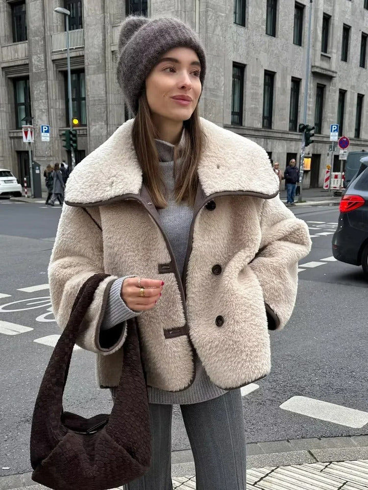 Drune | Kuschelige Teddyjacke mit Klassischem Kragen
