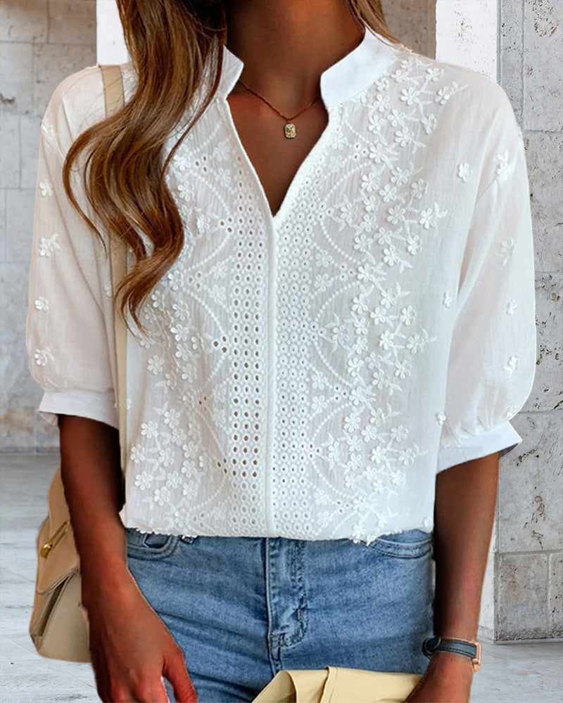 Drune | Bestickte V-Ausschnitt Bluse