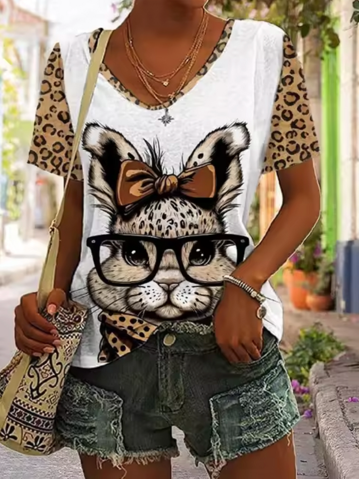 Drune | Weiße T-Shirts mit Hasenmotiven