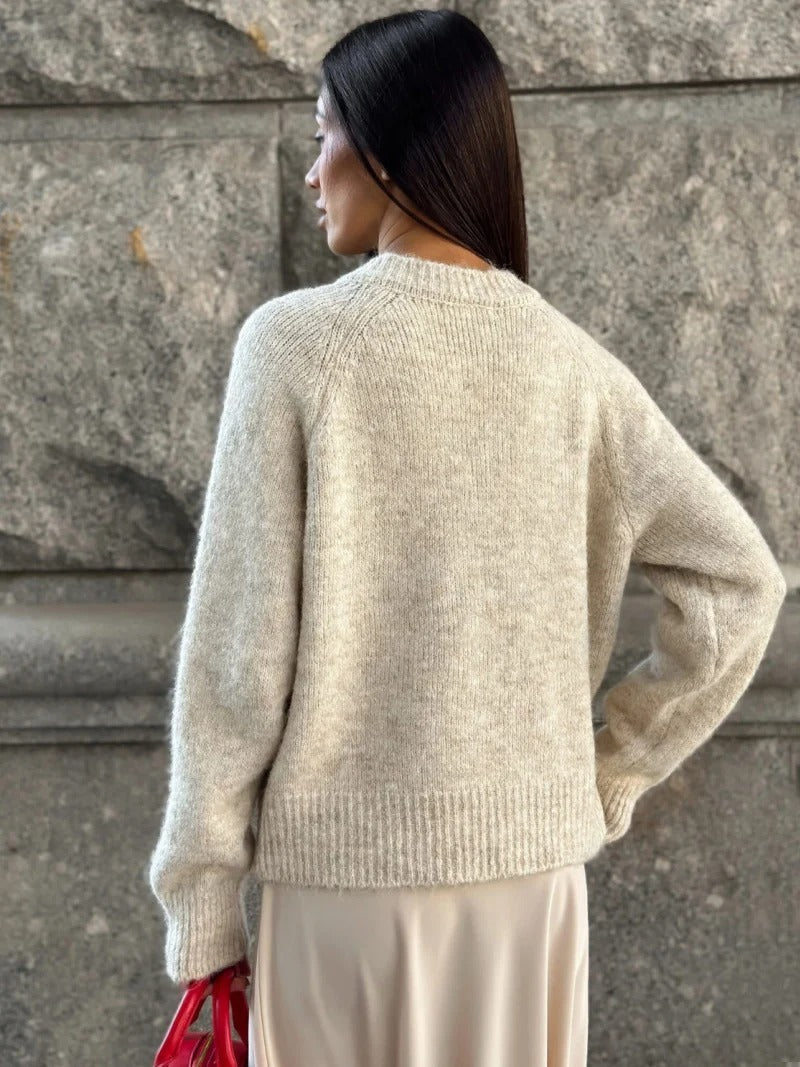 Drune | Kuschelige Strickjacke mit Herzknöpfen