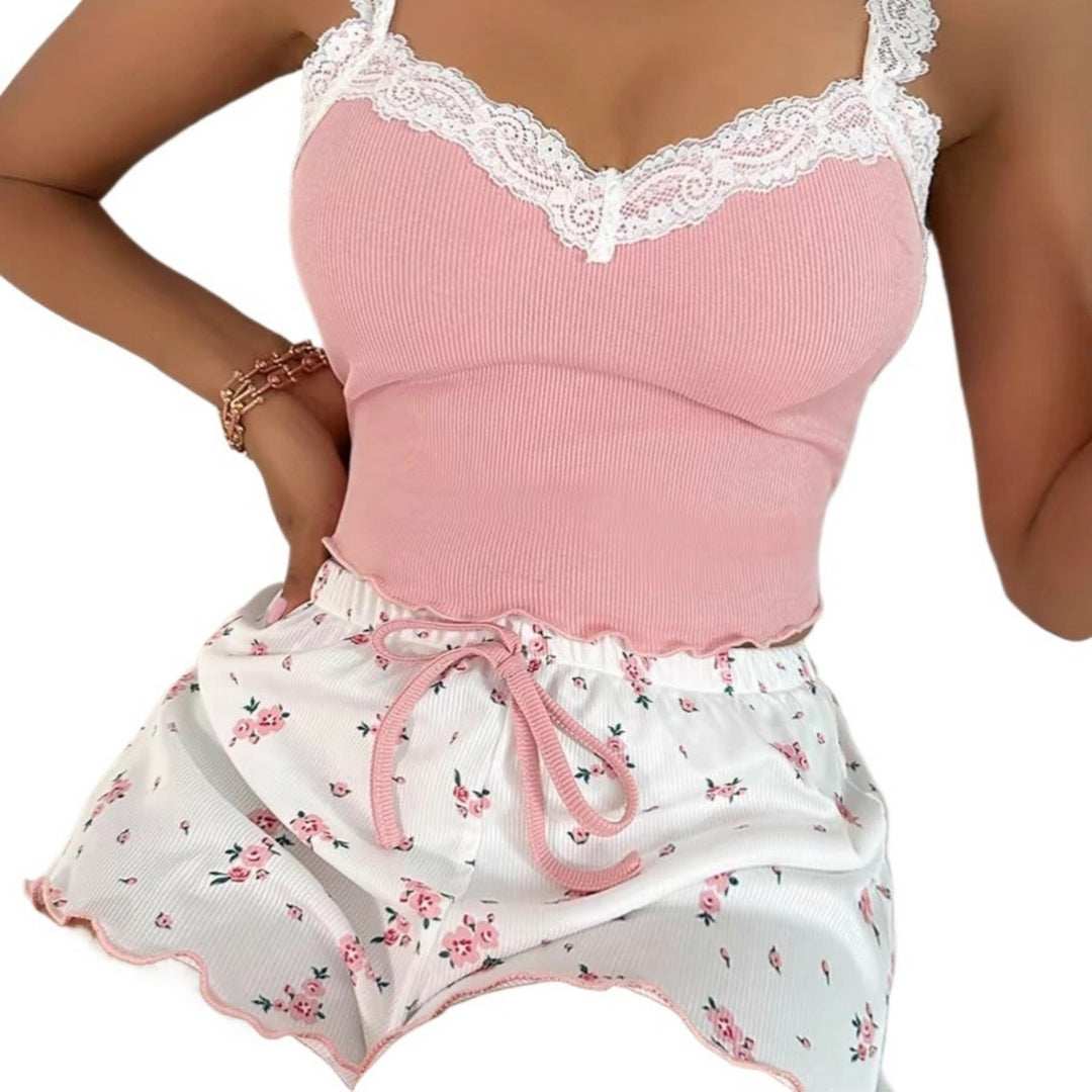 Drune | Pyjama-Set mit Spitzenhosenträgern und Shorts