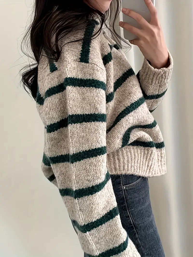 Drune | Gestreifter Strickpullover mit V-Ausschnitt