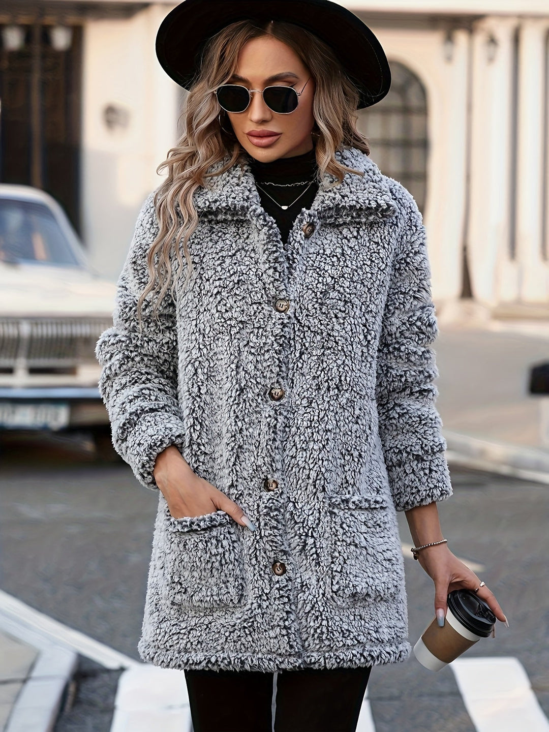 Drune | Lange Teddyjacke mit Knöpfen Polyester Komfortabel und Warm