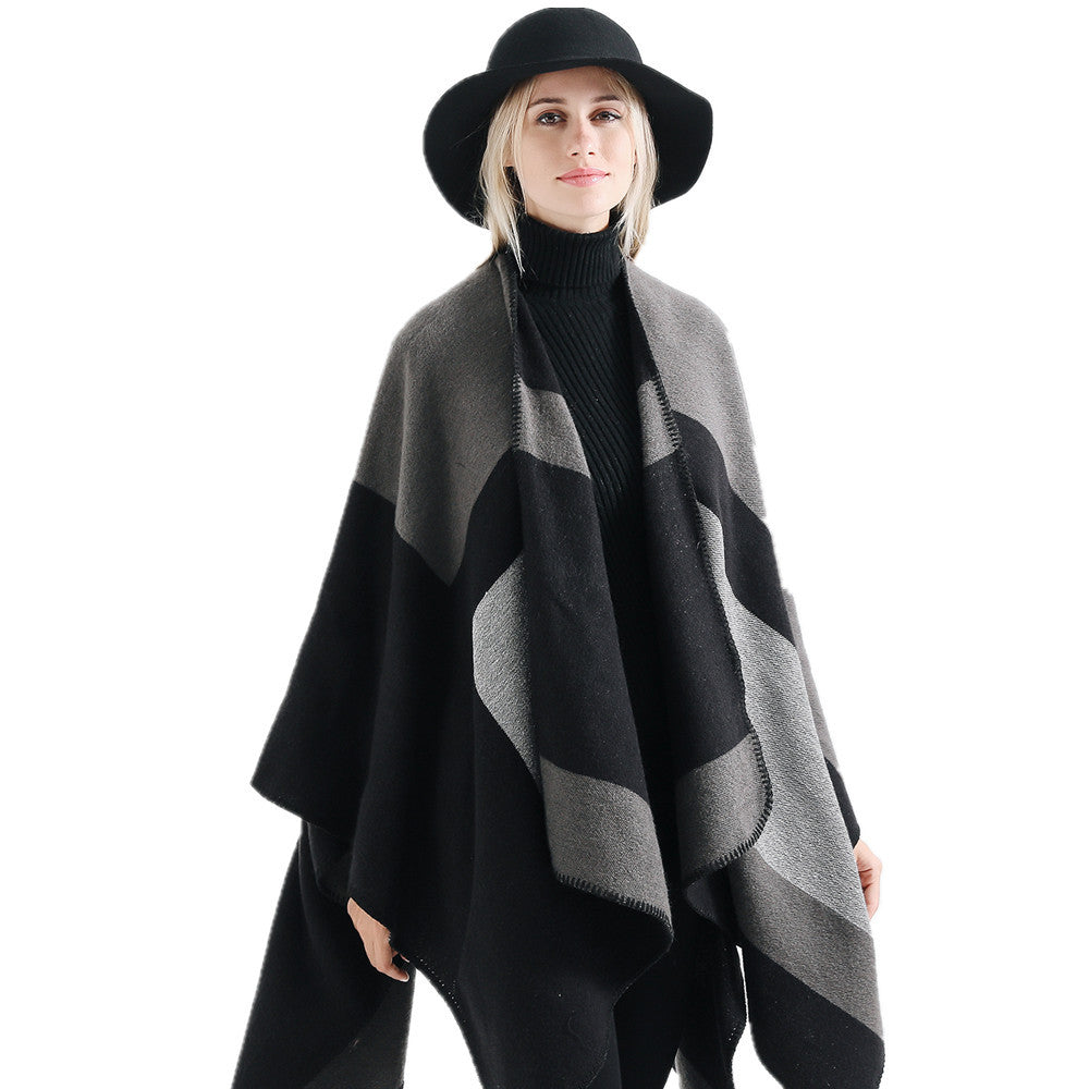 Damen eleganter Oversized-Poncho aus hochwertigem Material mit modernem Streifenmuster Drune