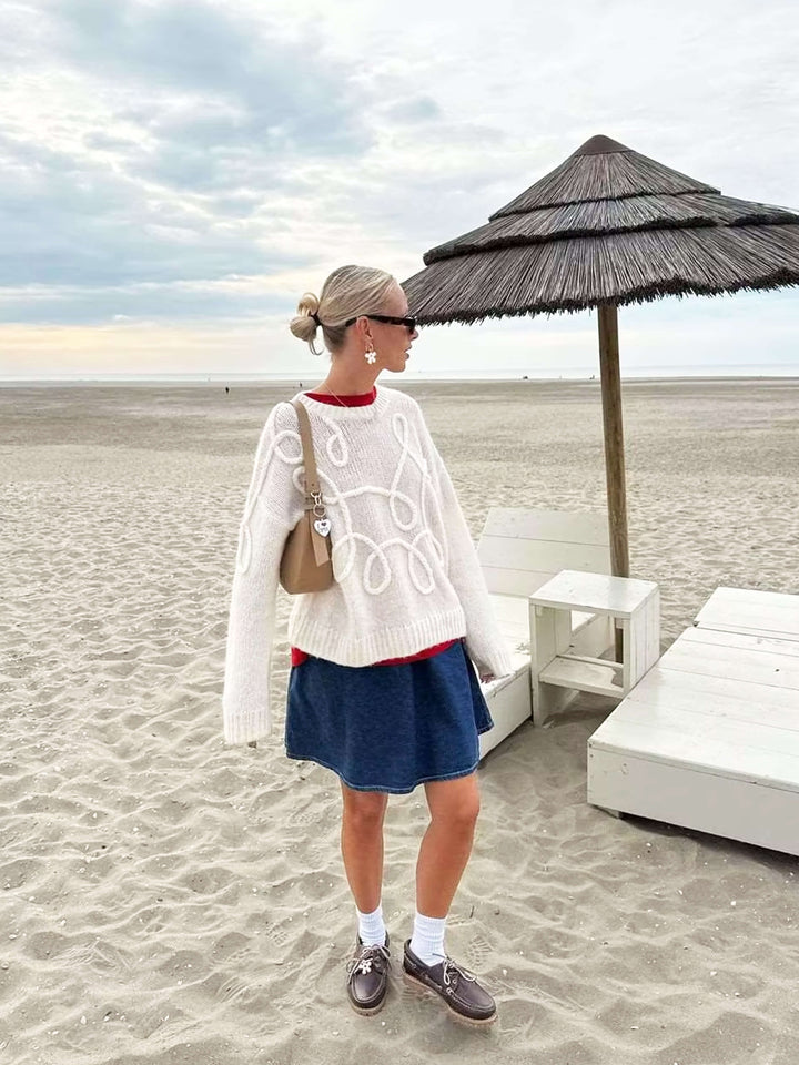 Drune | Cozy oversized sweater with elegant embroidered details