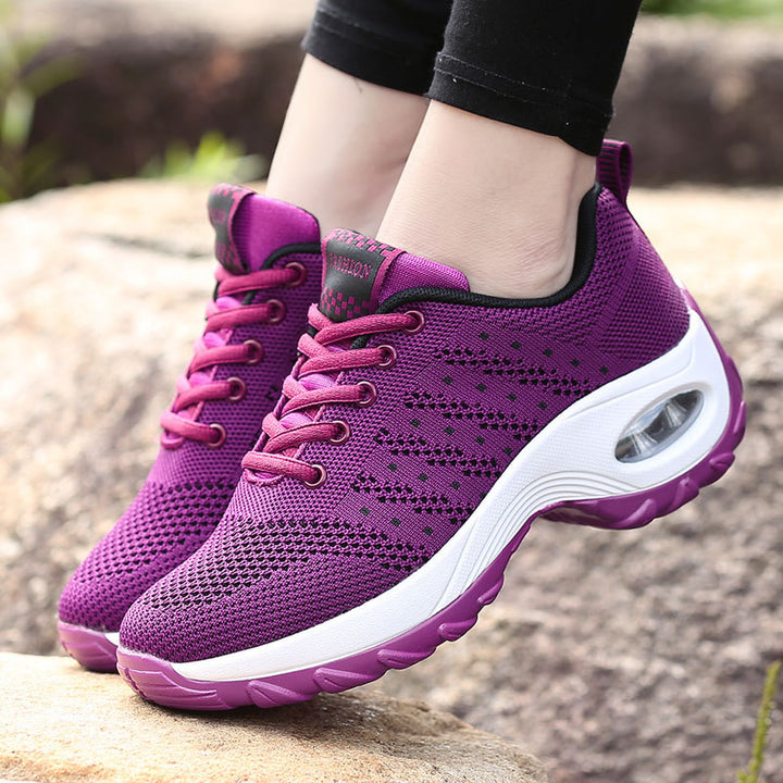 Damen nan leichter Mesh-Komfort-Sneaker mit integrierter Luftfederung, gepolsterter Fersenmanschette und federnder Wellenlaufsohle Drune